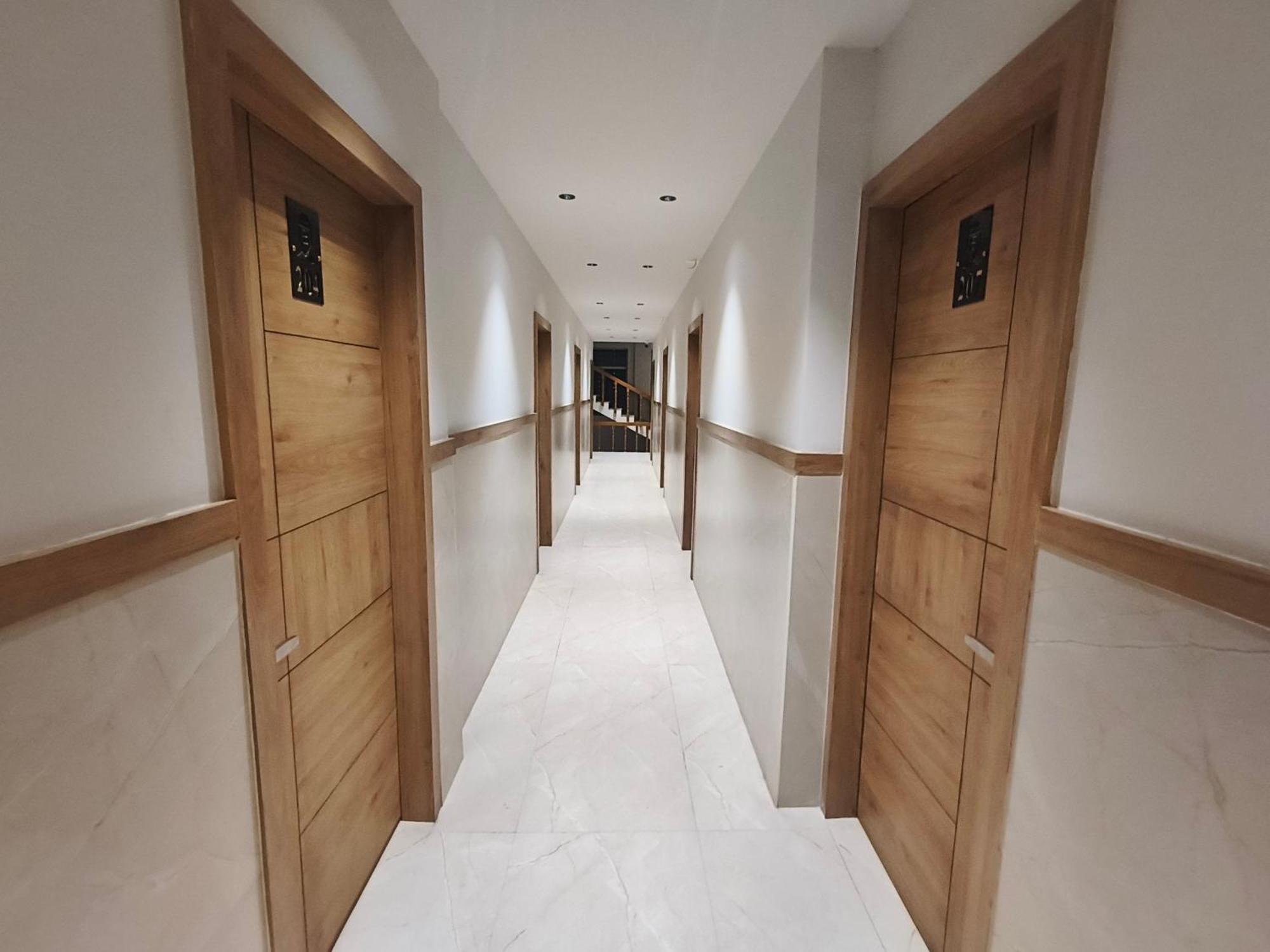 Hotel Beverly Plaza Kozhikode Esterno foto