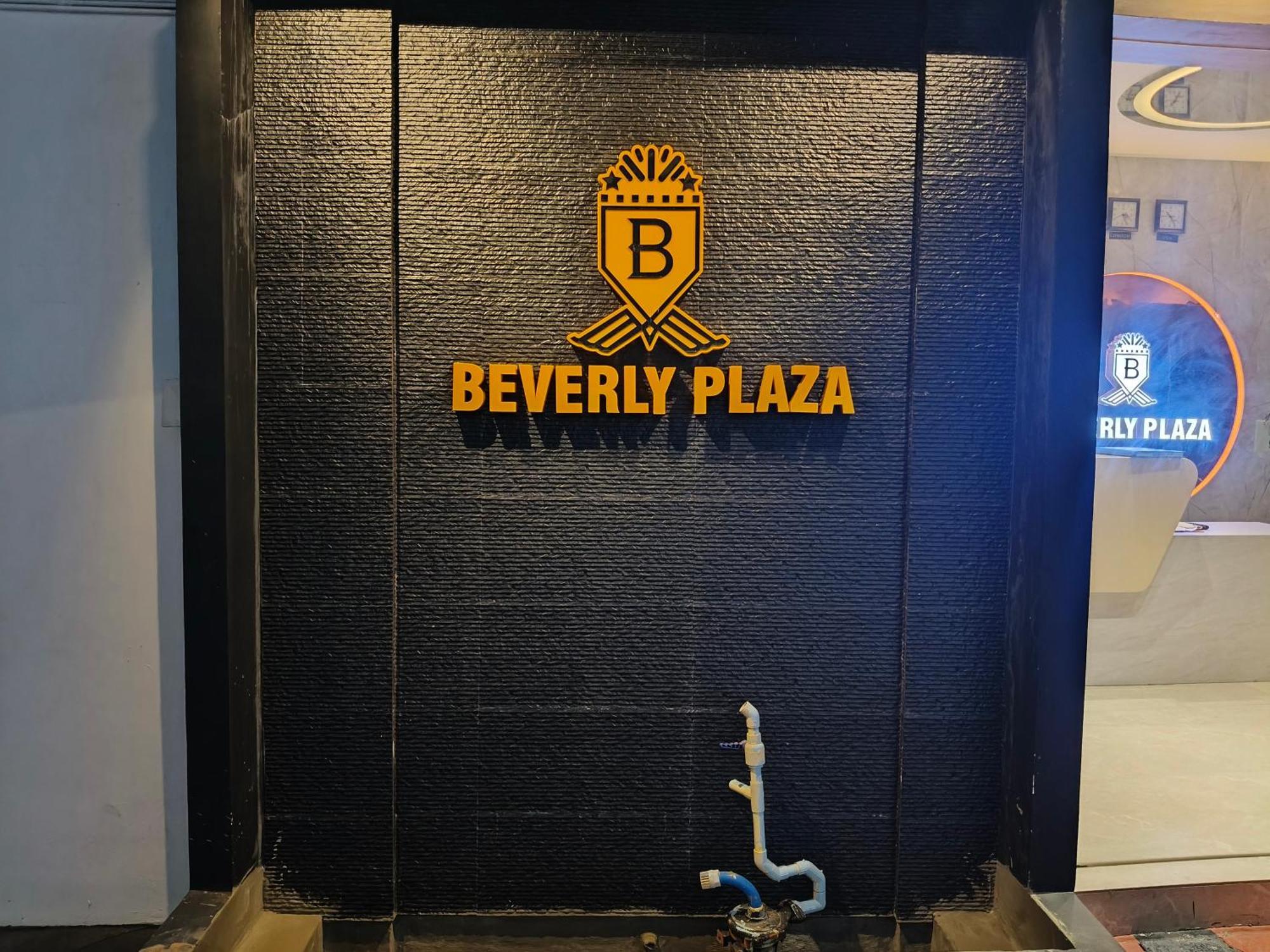 Hotel Beverly Plaza Kozhikode Esterno foto