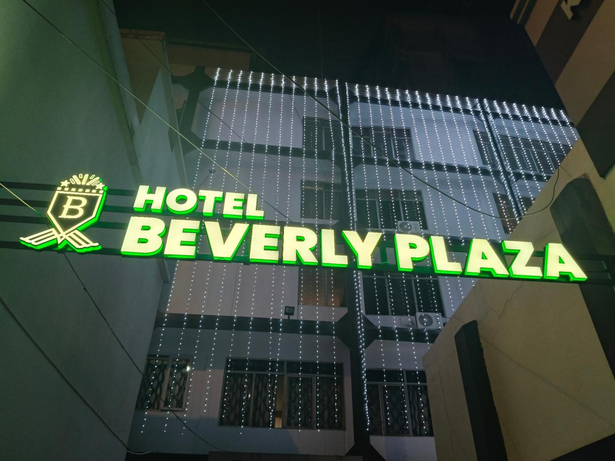 Hotel Beverly Plaza Kozhikode Esterno foto